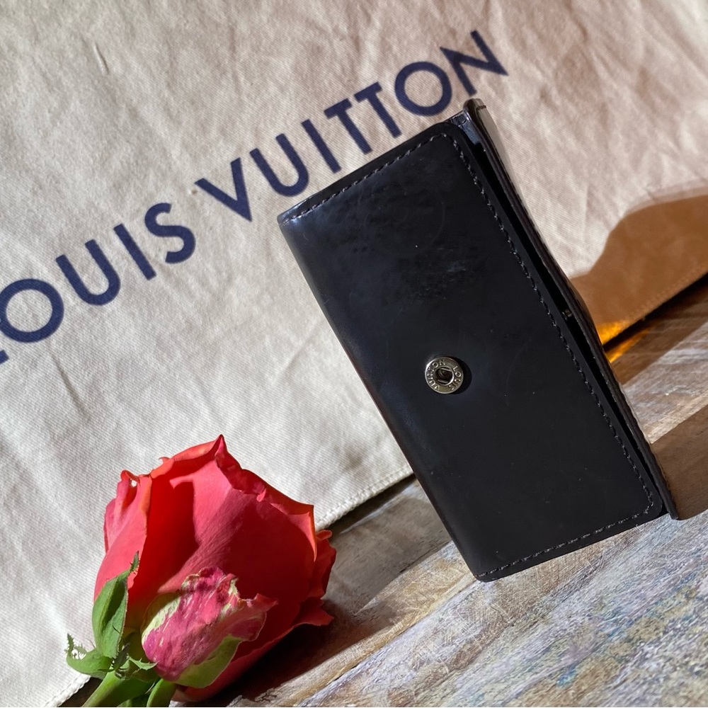Authentic Louis Vuitton EPI 4 Key Holder